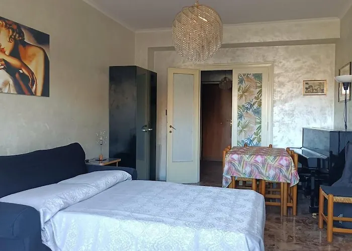 A Casa Di Ugo - Colors And Space At Pigneto, Apartamento